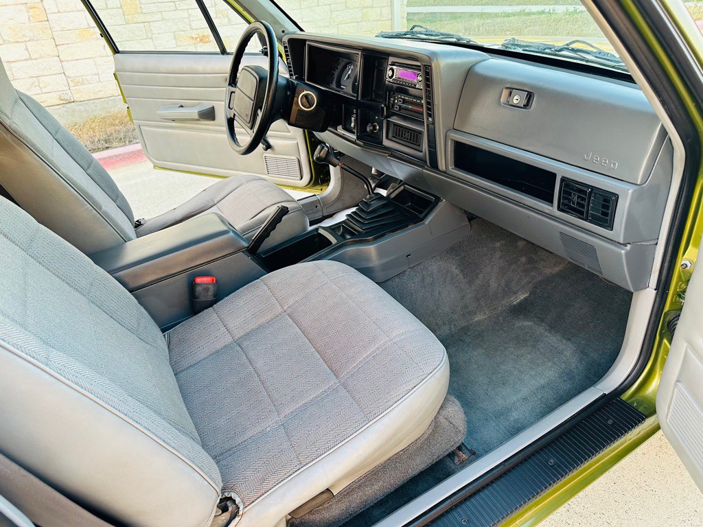 1996 Jeep Cherokee Image 5