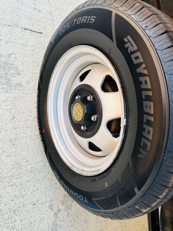 1996 Jeep Cherokee Image 11