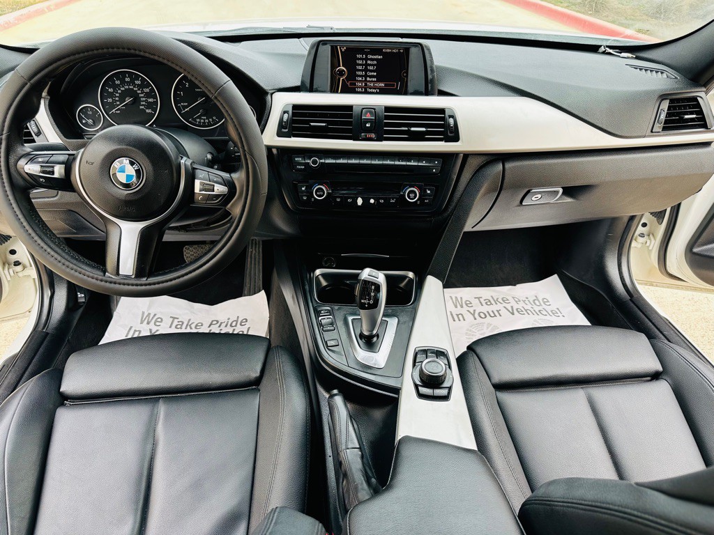 2014 BMW 3 Series Image 9