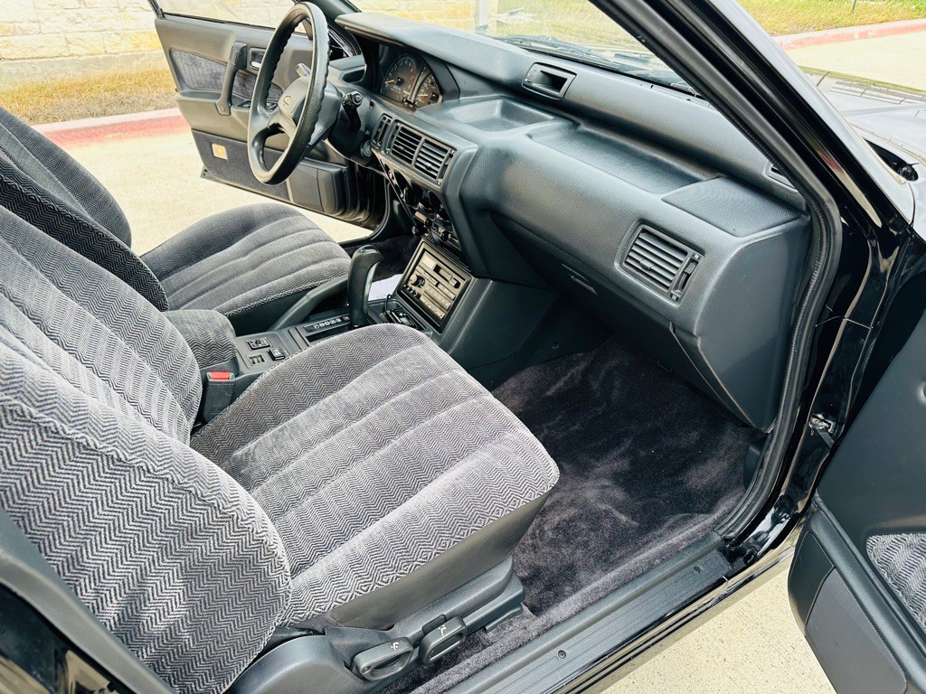 1989 Mitsubishi Galant Image 5