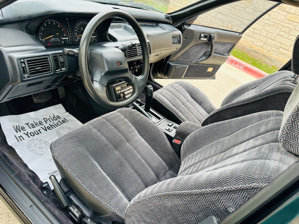 1989 Mitsubishi Galant Image 8