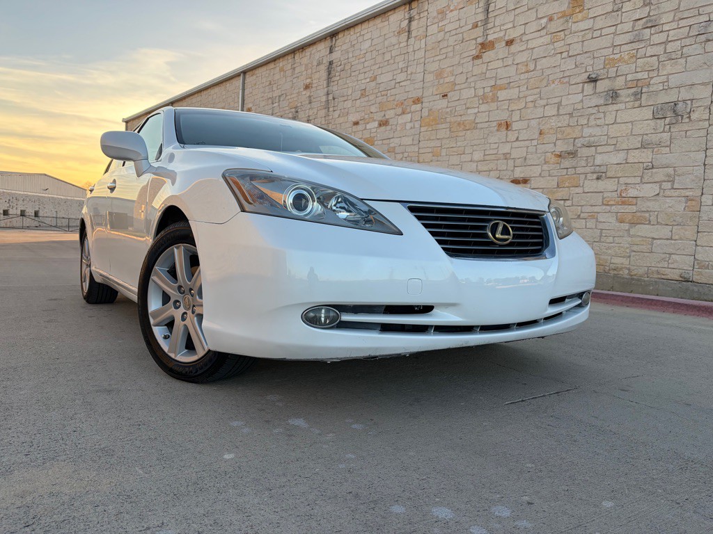 2008 Lexus ES Image 1