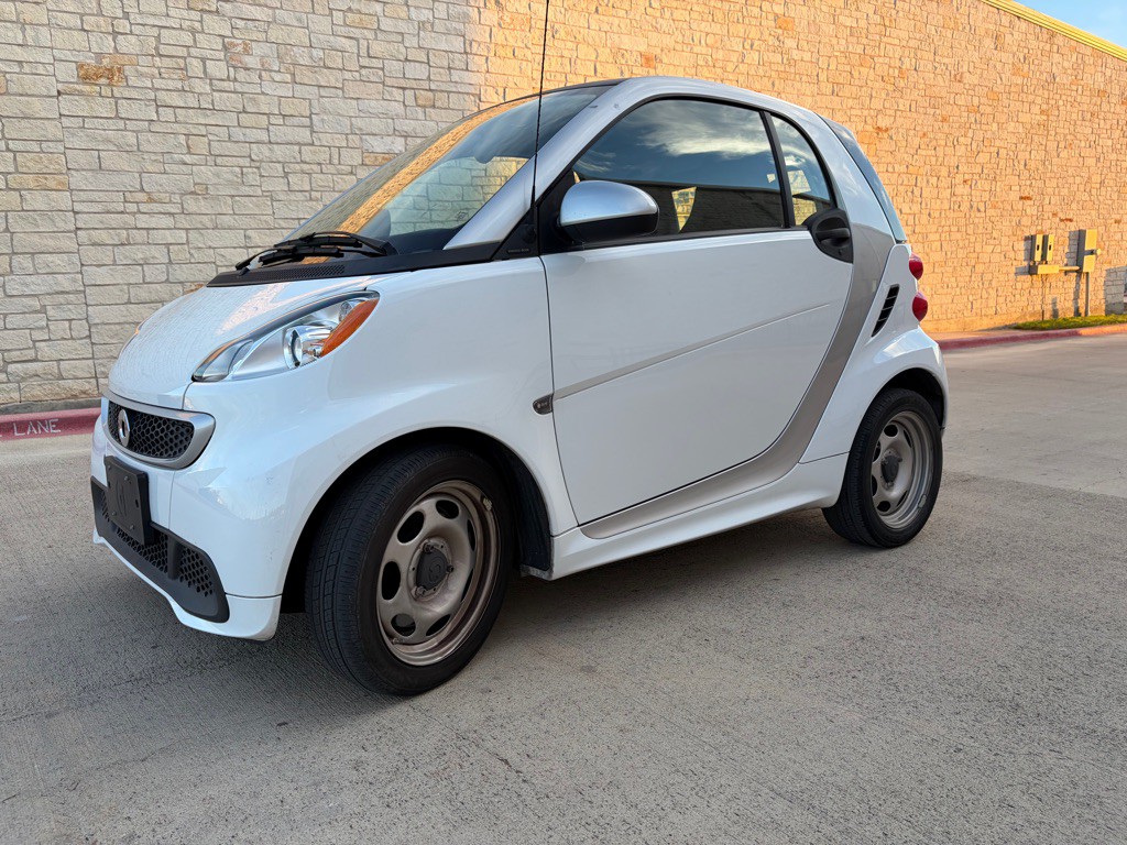 2015 smart fortwo Image 4