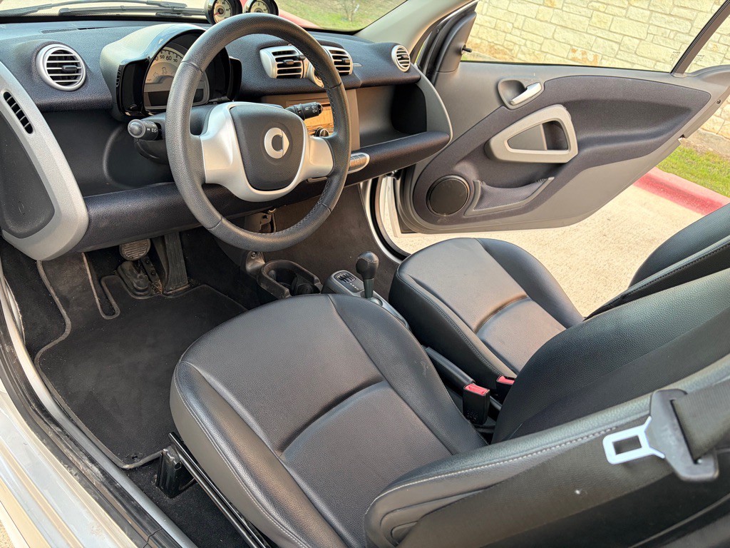 2015 smart fortwo Image 6