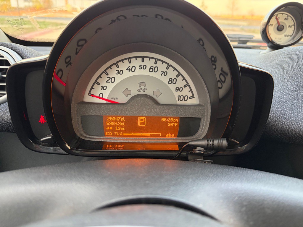 2015 smart fortwo Image 9