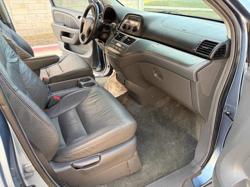2005 Honda Odyssey Image 5