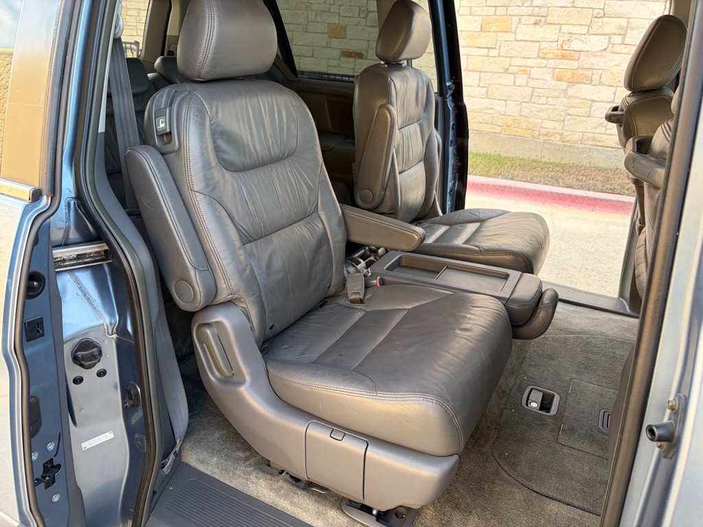 2005 Honda Odyssey Image 6
