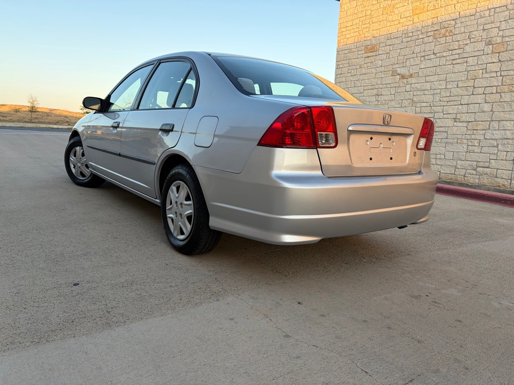 2005 Honda Civic Image 3