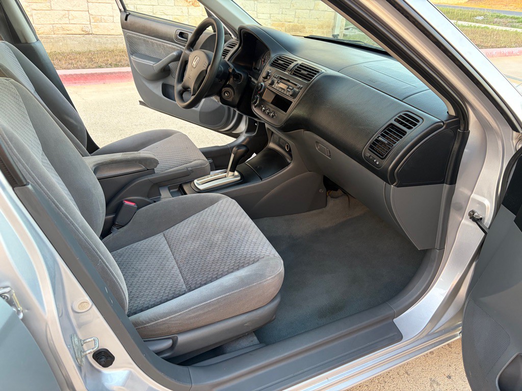 2005 Honda Civic Image 6
