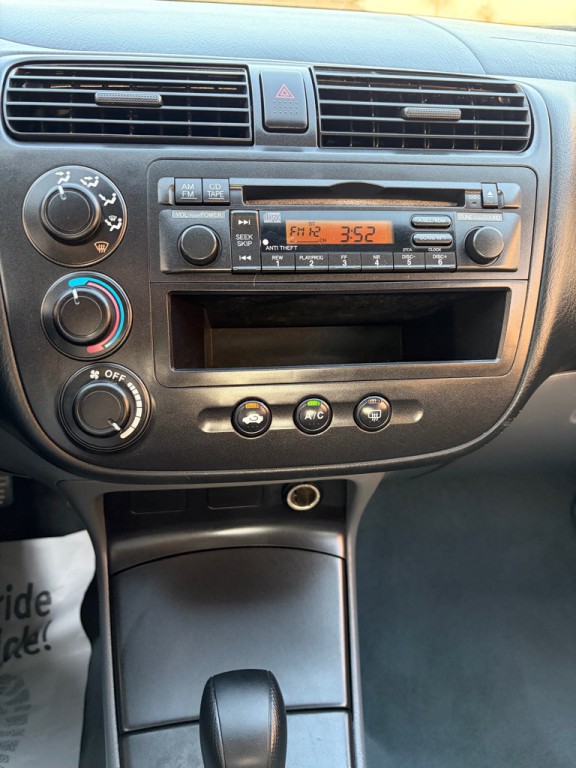 2005 Honda Civic Image 11
