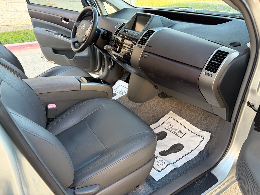 2005 Toyota Prius Image 5