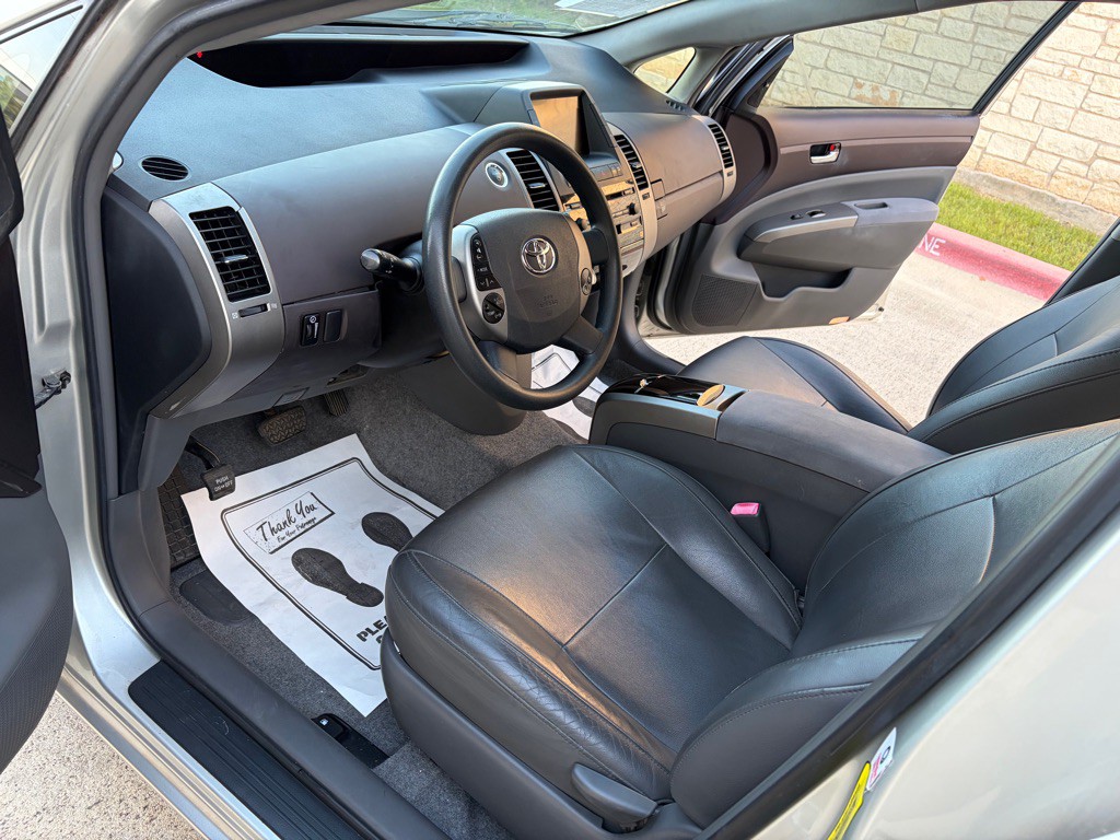 2005 Toyota Prius Image 8