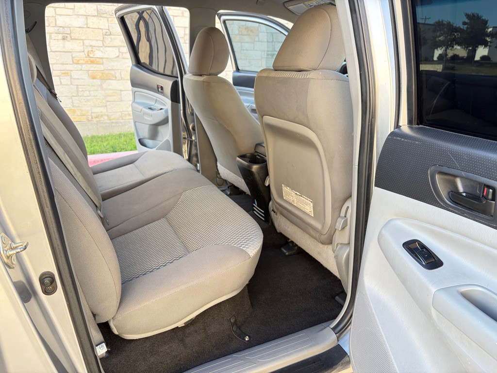 2014 Toyota Tacoma Image 6