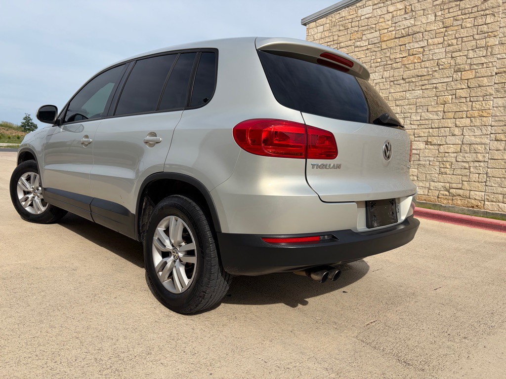 2013 Volkswagen Tiguan Image 3