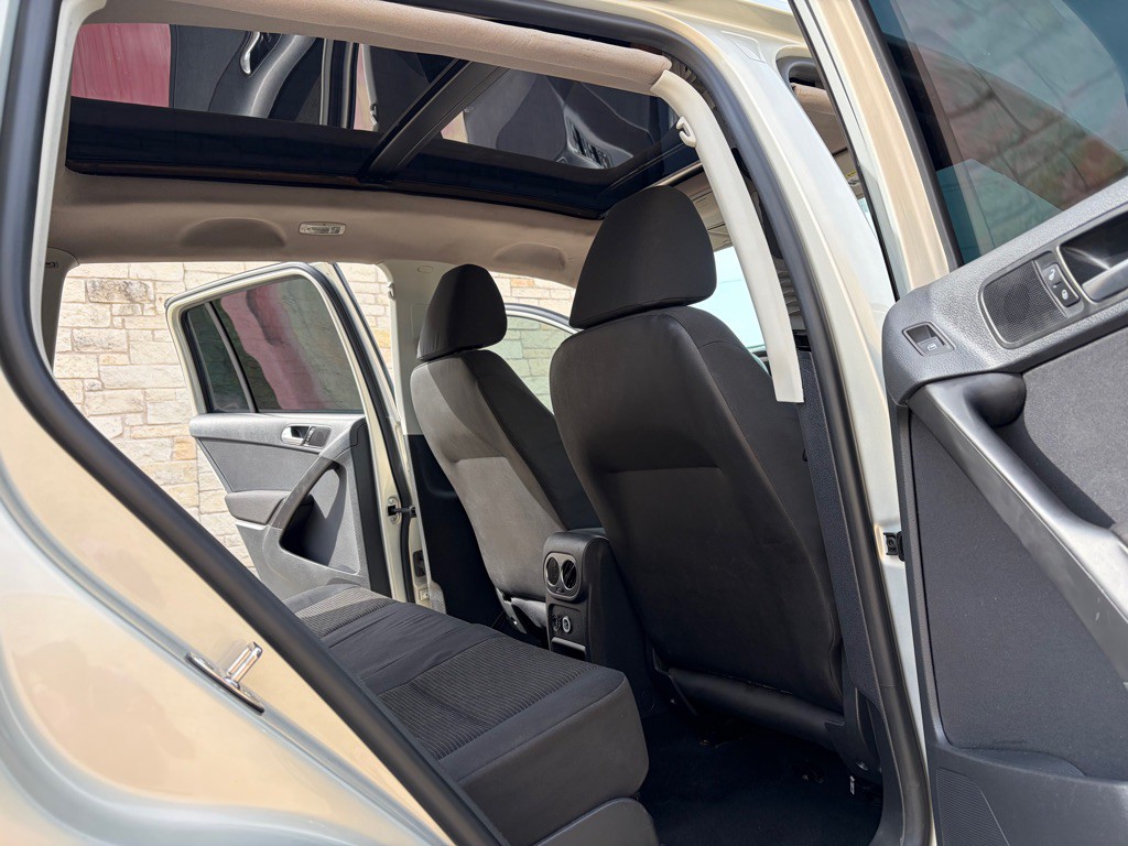 2013 Volkswagen Tiguan Image 6