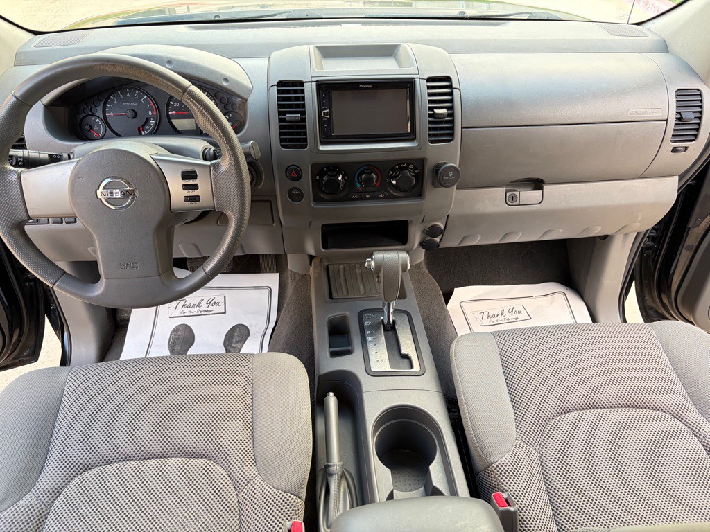 2007 Nissan Frontier Image 9