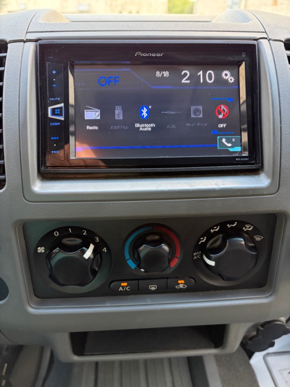 2007 Nissan Frontier Image 10