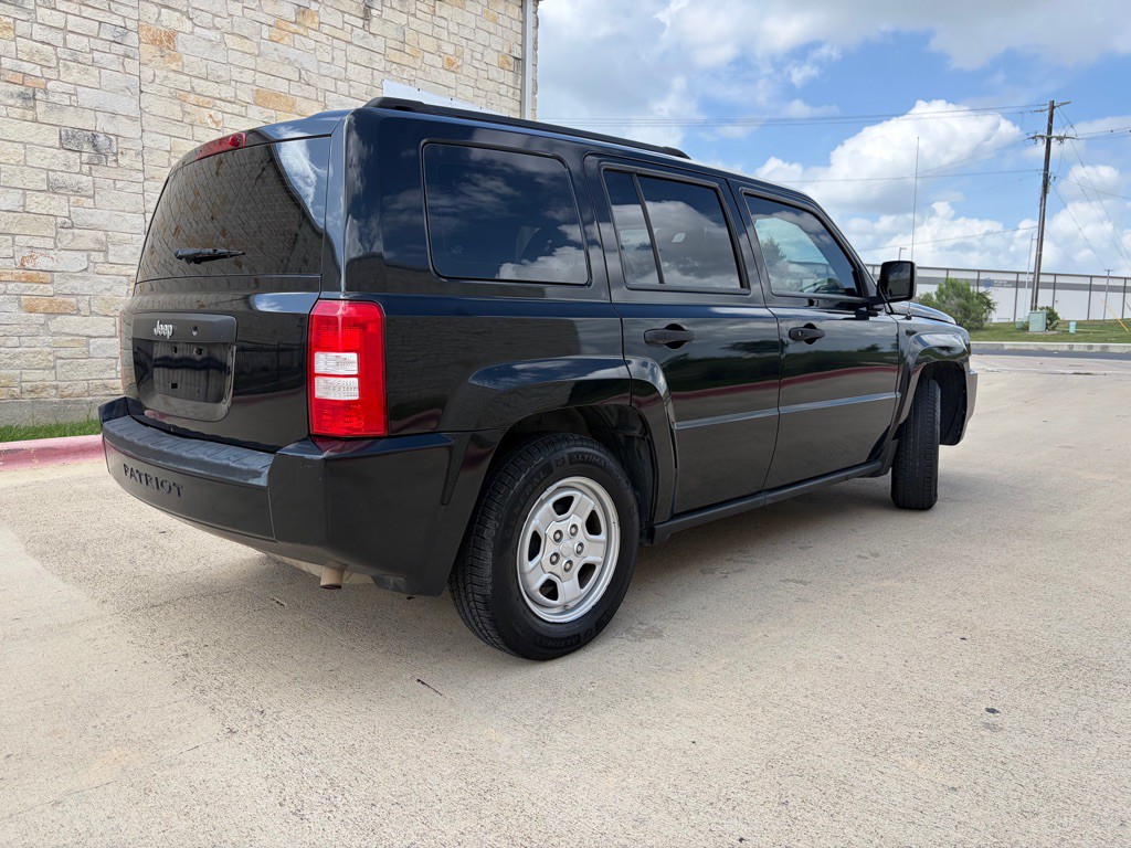 2008 Jeep Patriot Image 2
