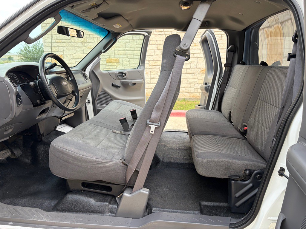 2003 Ford F-150 Image 9