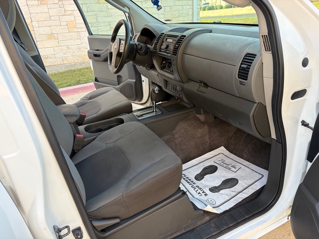 2011 Nissan Xterra Image 5