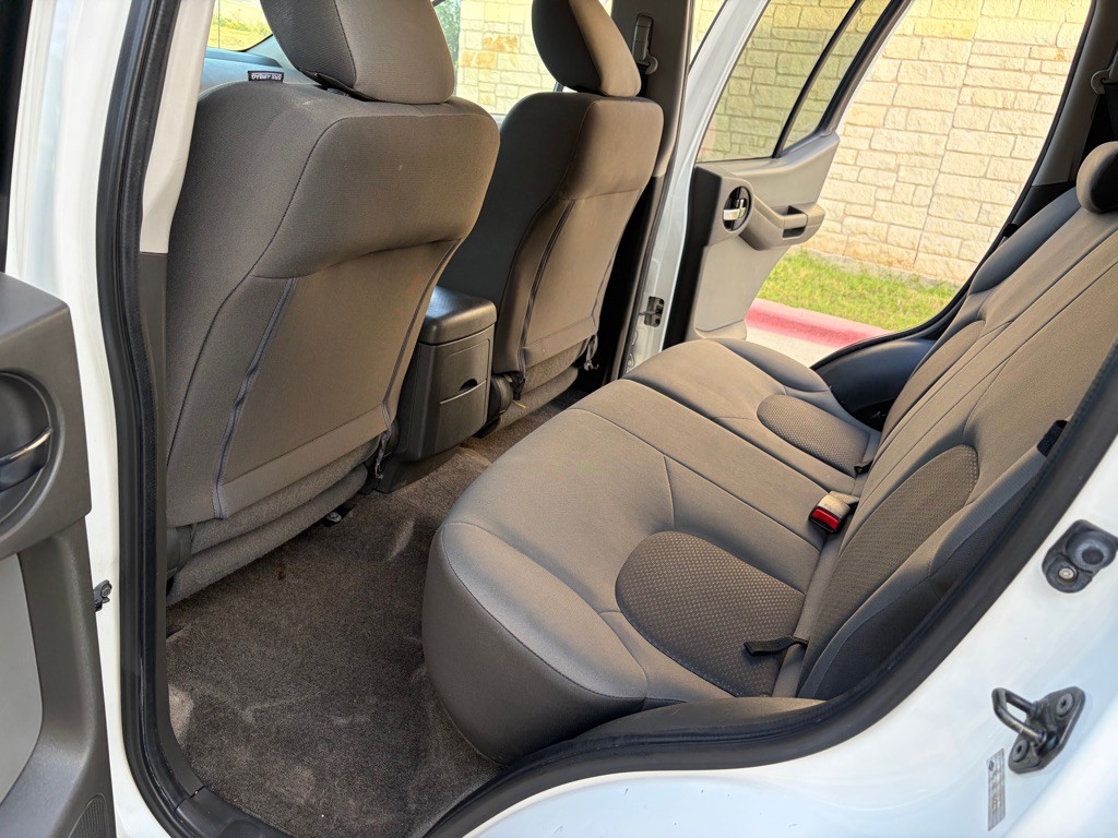 2011 Nissan Xterra Image 7