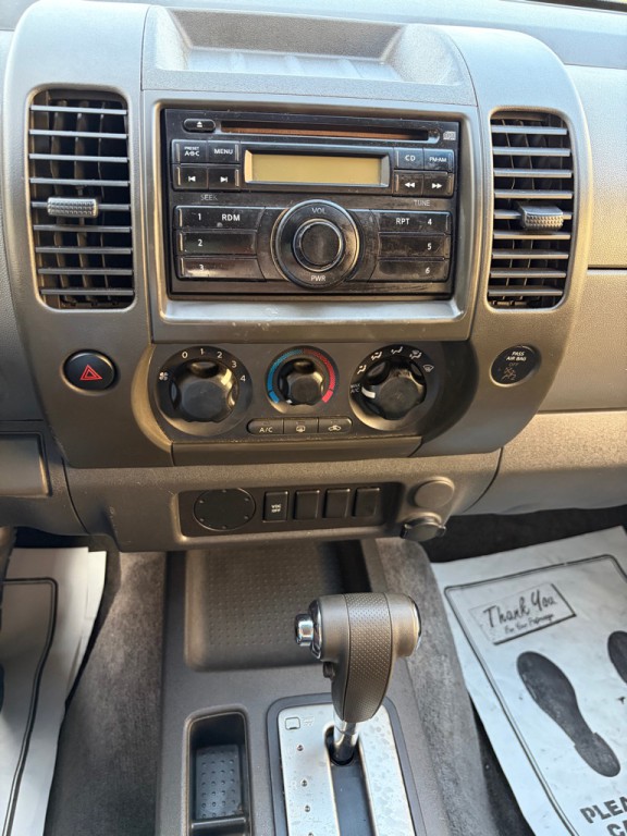 2011 Nissan Xterra Image 11