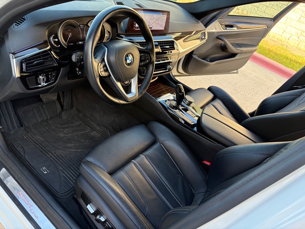 2019 BMW 5 Series Image 8