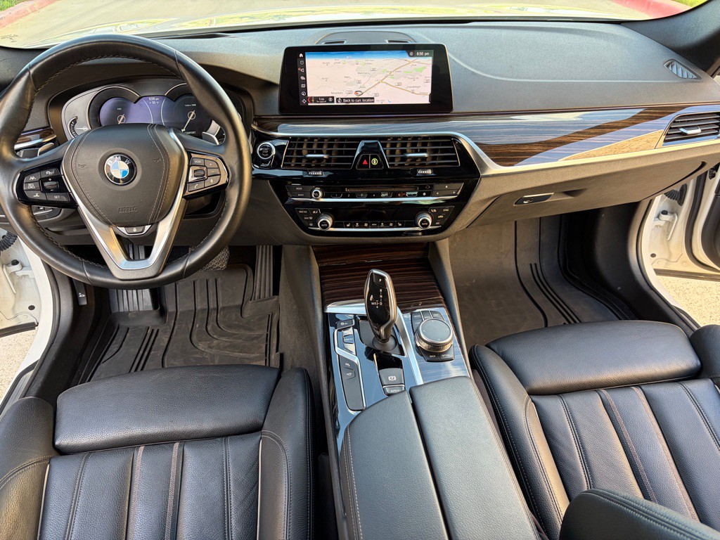 2019 BMW 5 Series Image 9