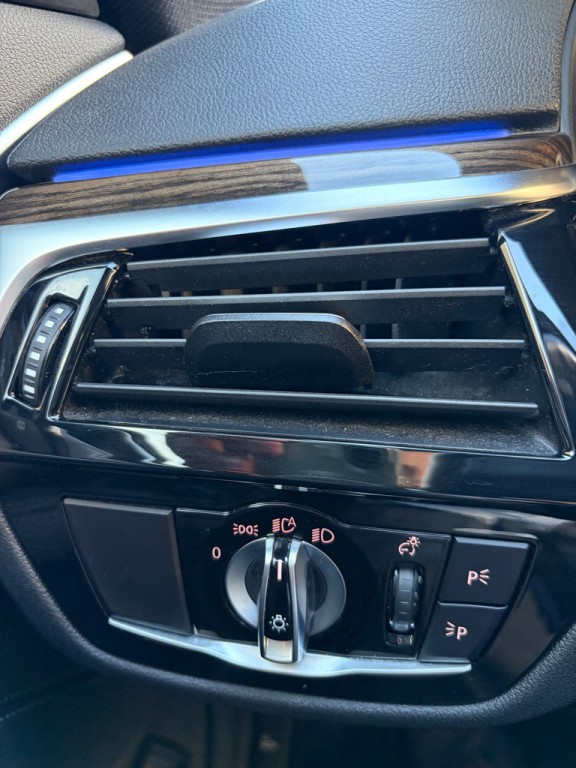 2019 BMW 5 Series Image 12