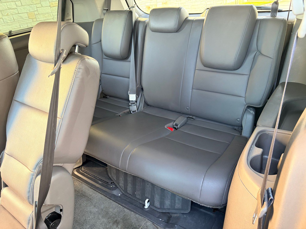 2014 Honda Odyssey Image 10