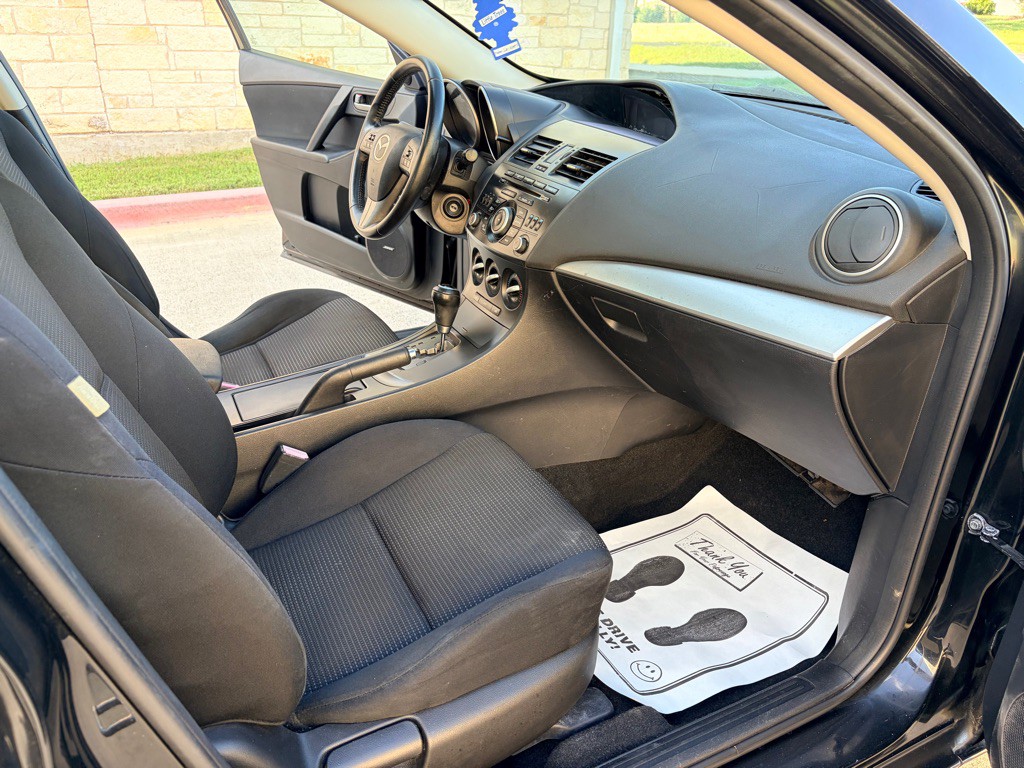 2012 Mazda Mazda3 Image 5
