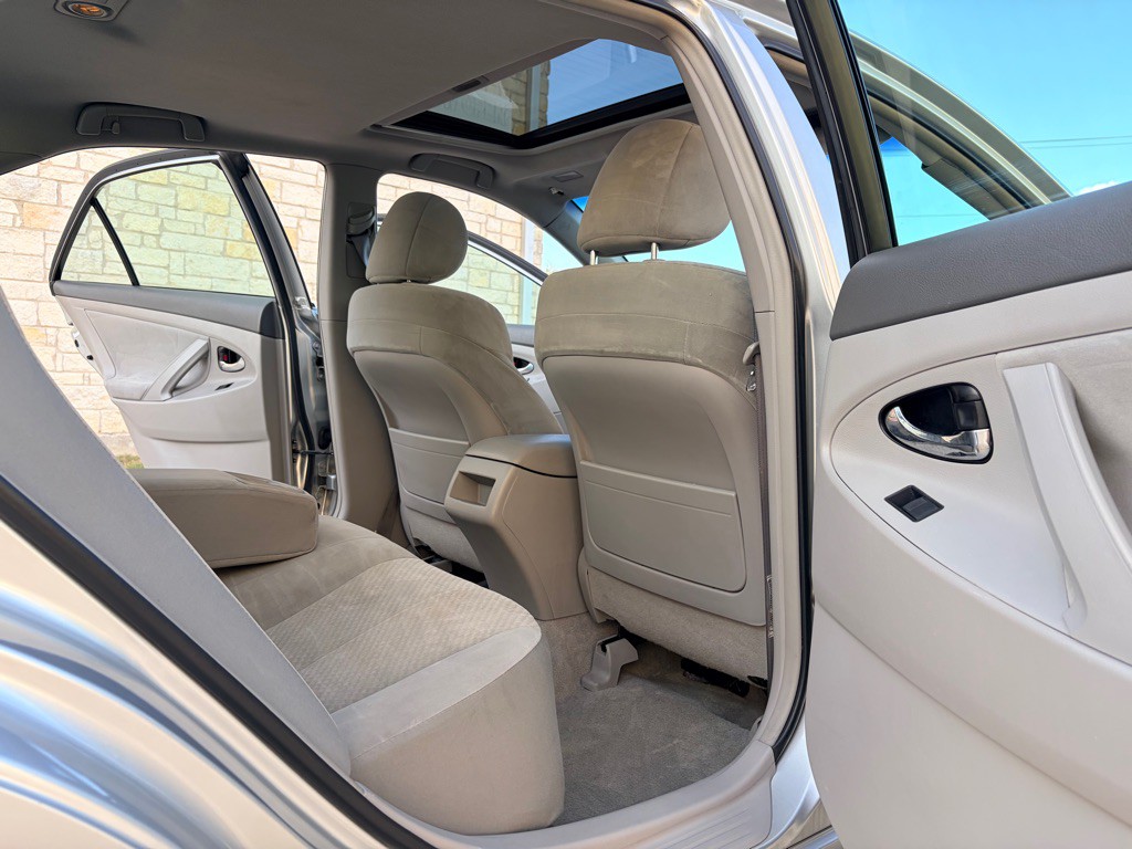 2007 Toyota Camry Image 6