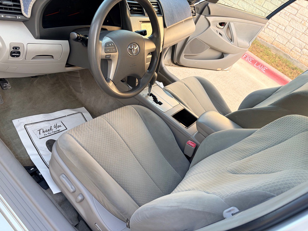 2007 Toyota Camry Image 8