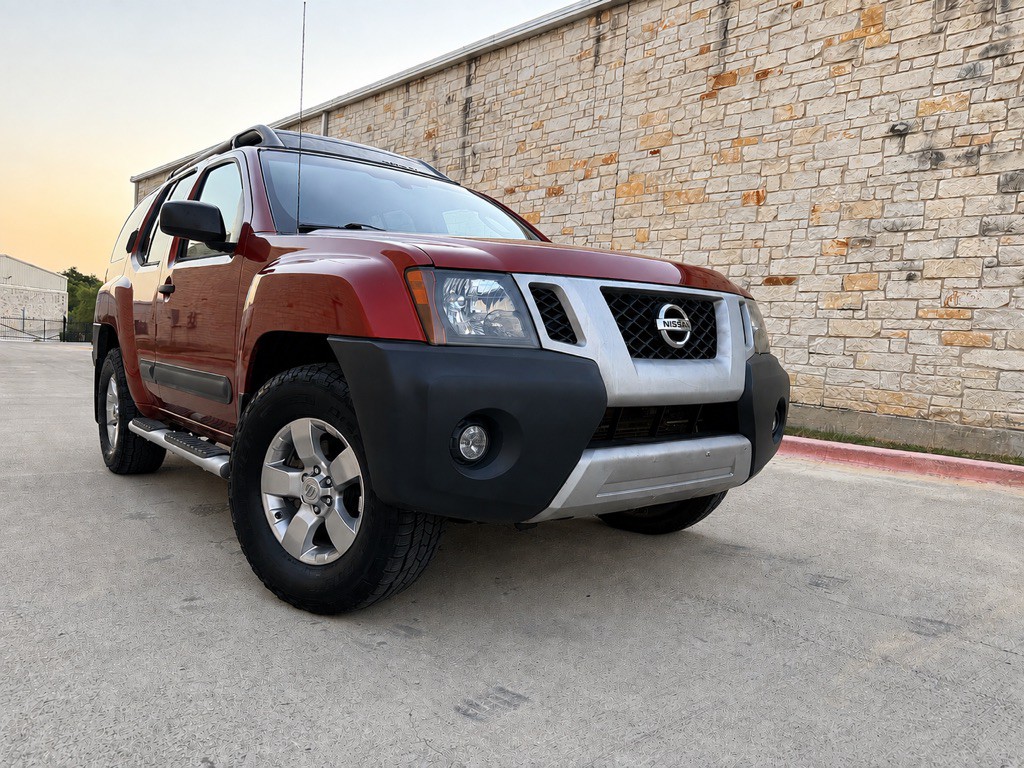 2011 Nissan Xterra Image 1