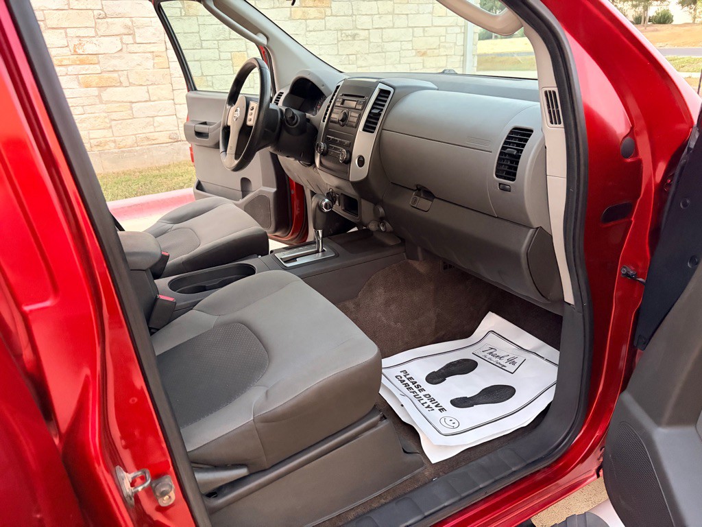 2011 Nissan Xterra Image 5