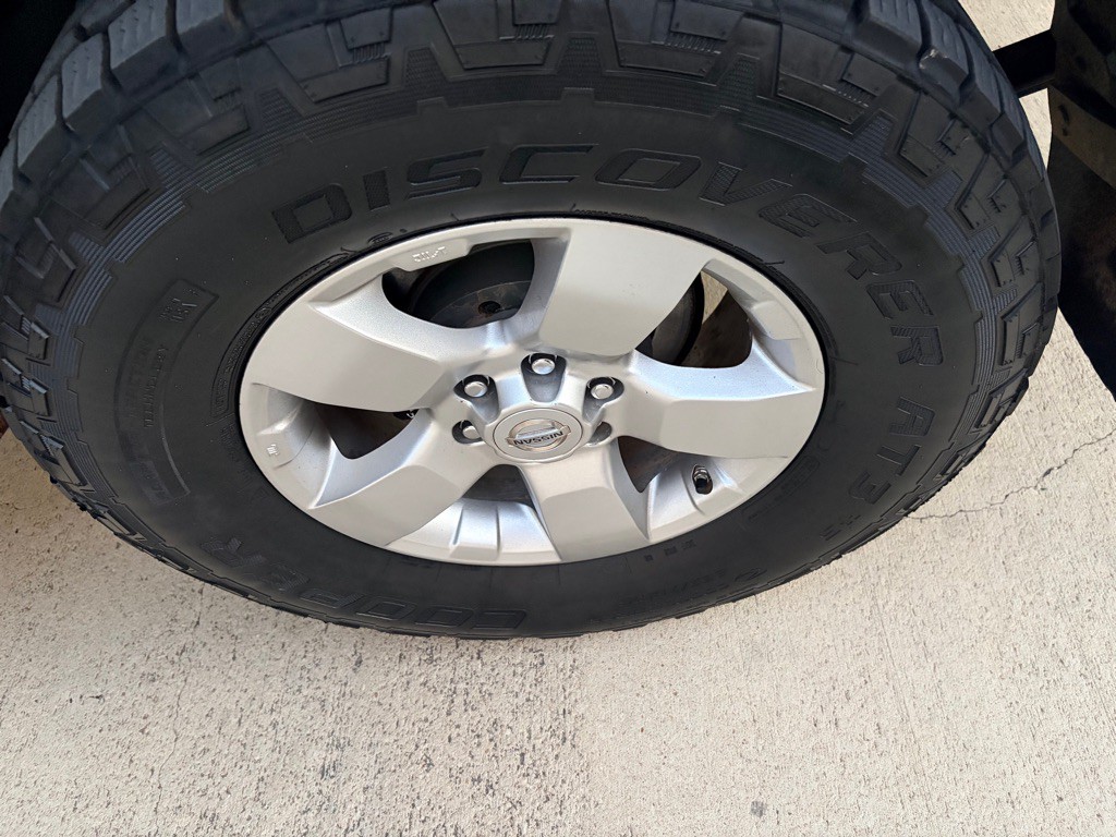 2011 Nissan Xterra Image 14