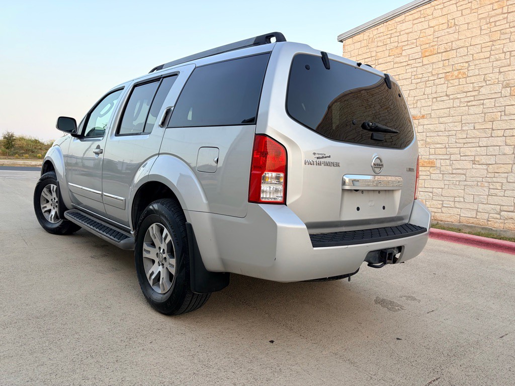 2012 Nissan Pathfinder Image 3