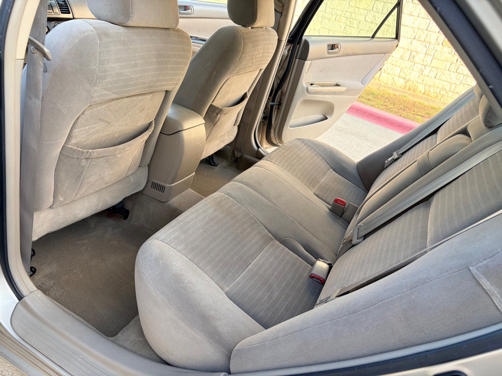 2005 Toyota Camry Image 7