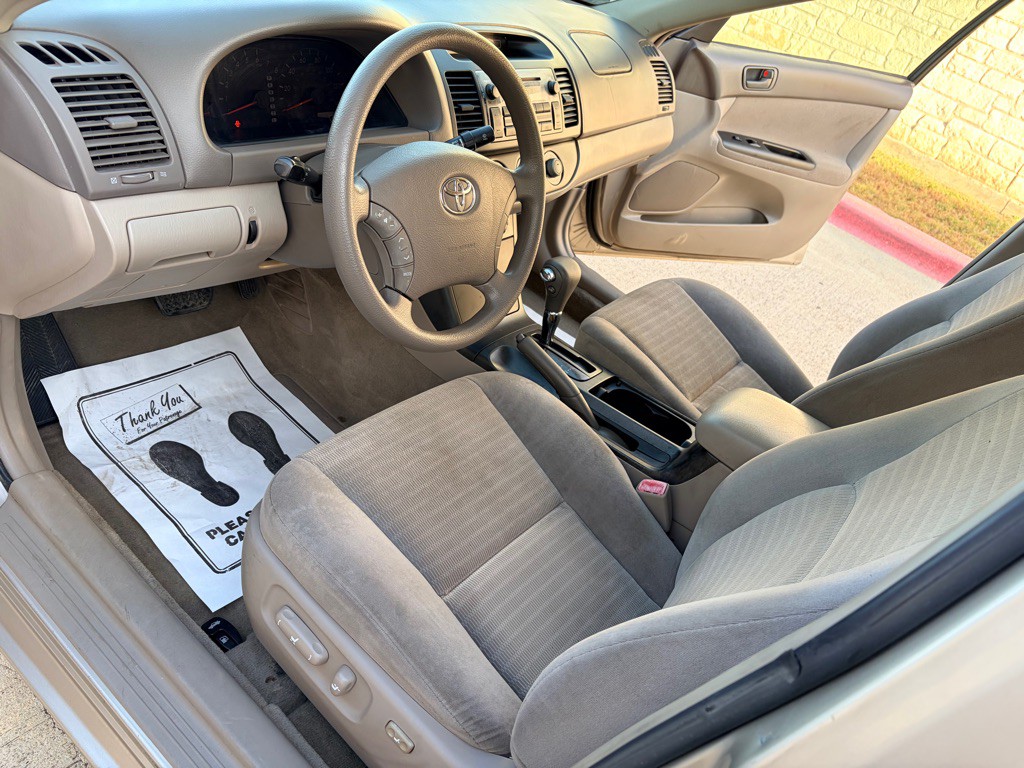 2005 Toyota Camry Image 8