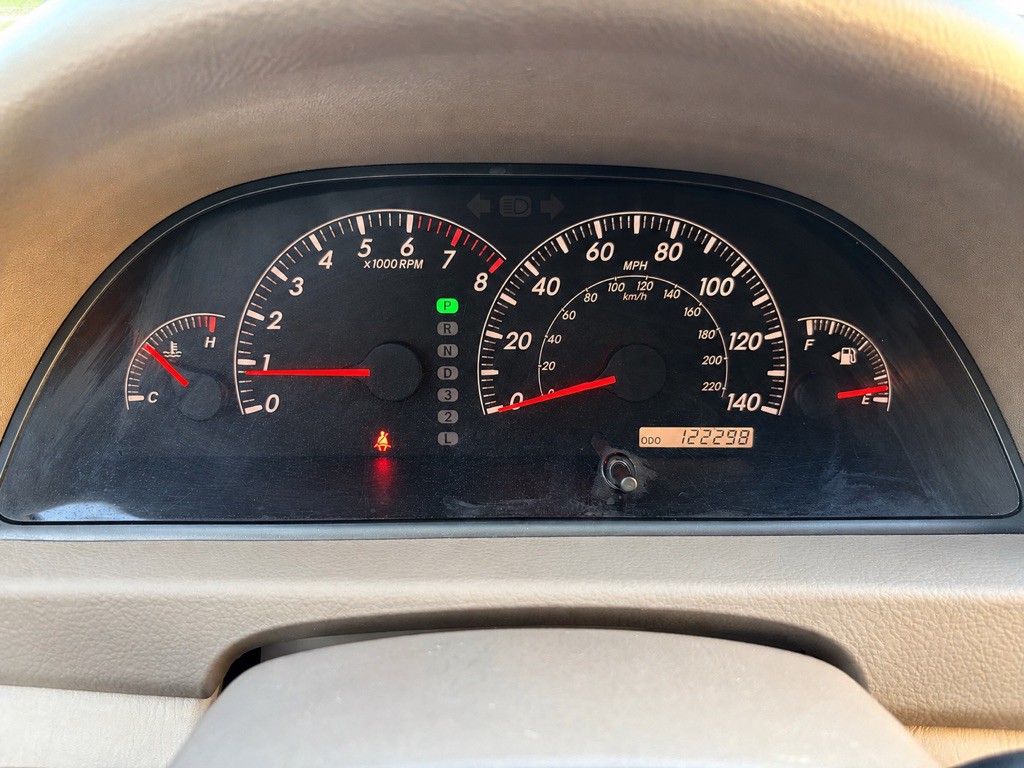 2005 Toyota Camry Image 10