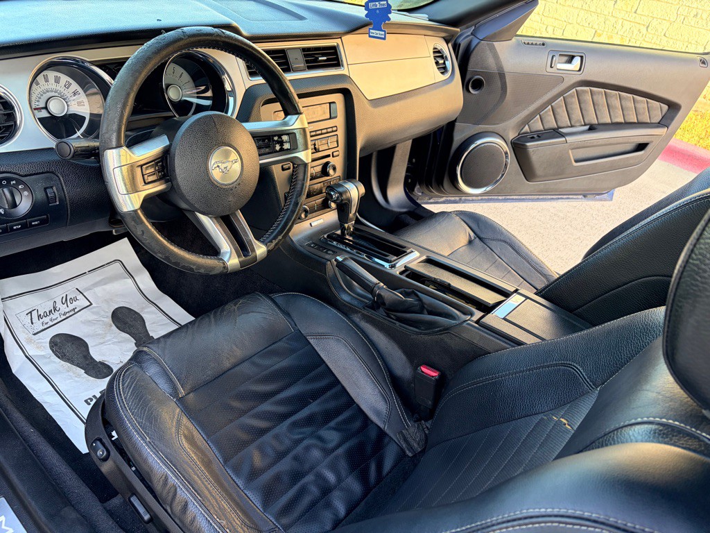 2011 Ford Mustang Image 7