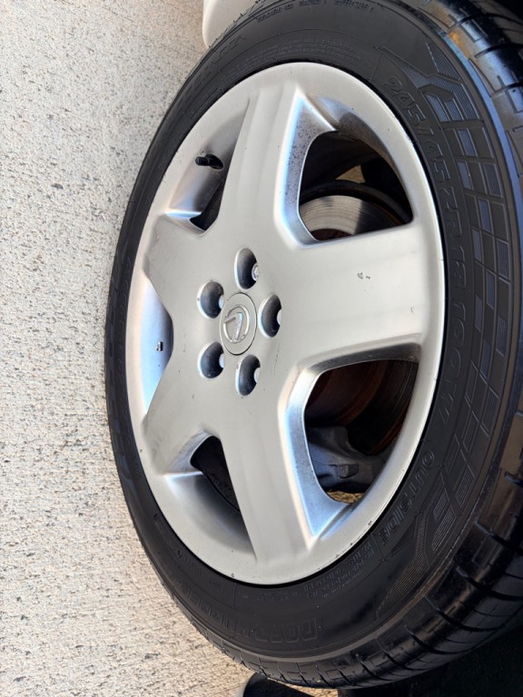 2004 Lexus LS Image 14