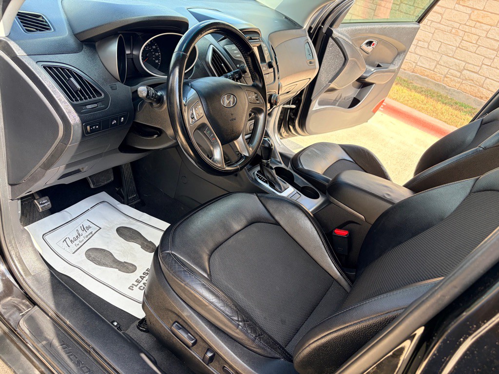 2014 Hyundai Tucson Image 8