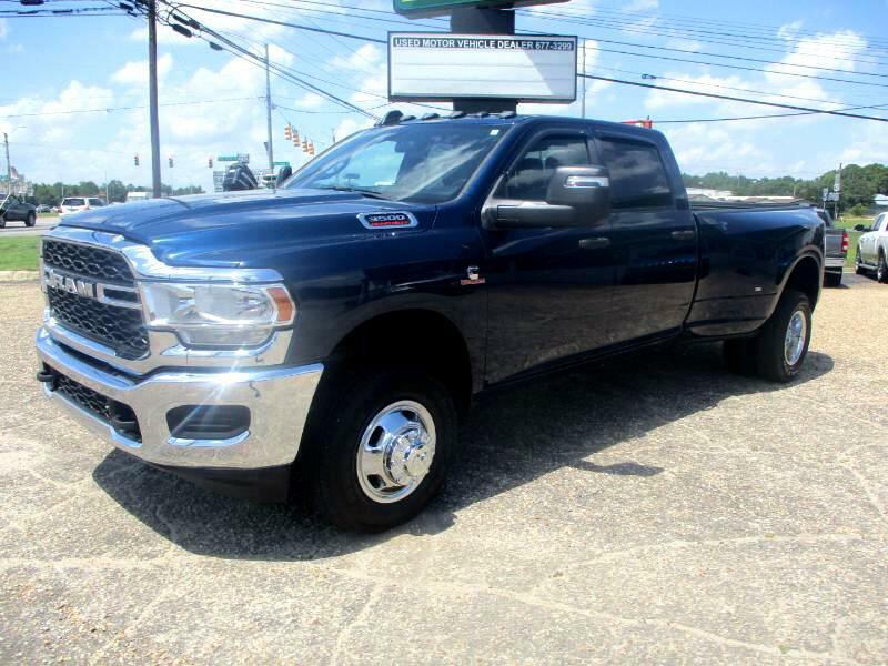 2024 RAM 3500 Image 1