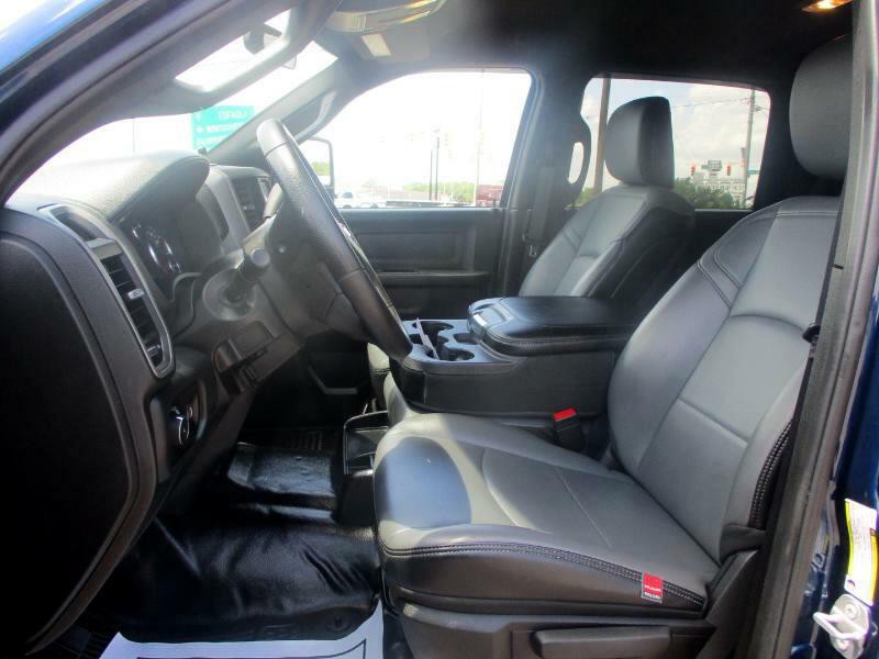 2024 RAM 3500 Image 12