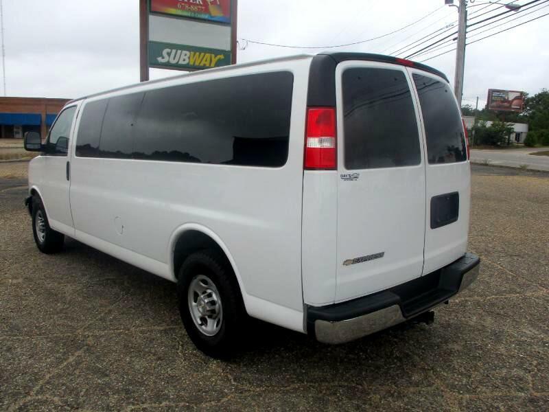 2022 Chevrolet Express Image 3