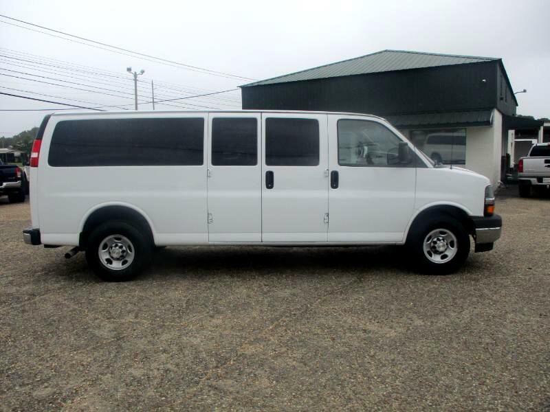 2022 Chevrolet Express Image 6