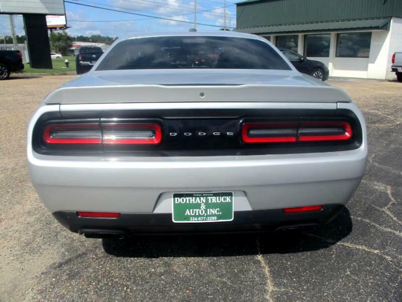 2020 Dodge Challenger Image 4