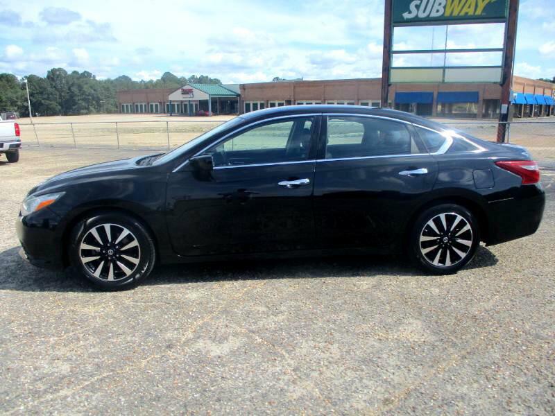 2018 Nissan Altima Image 2