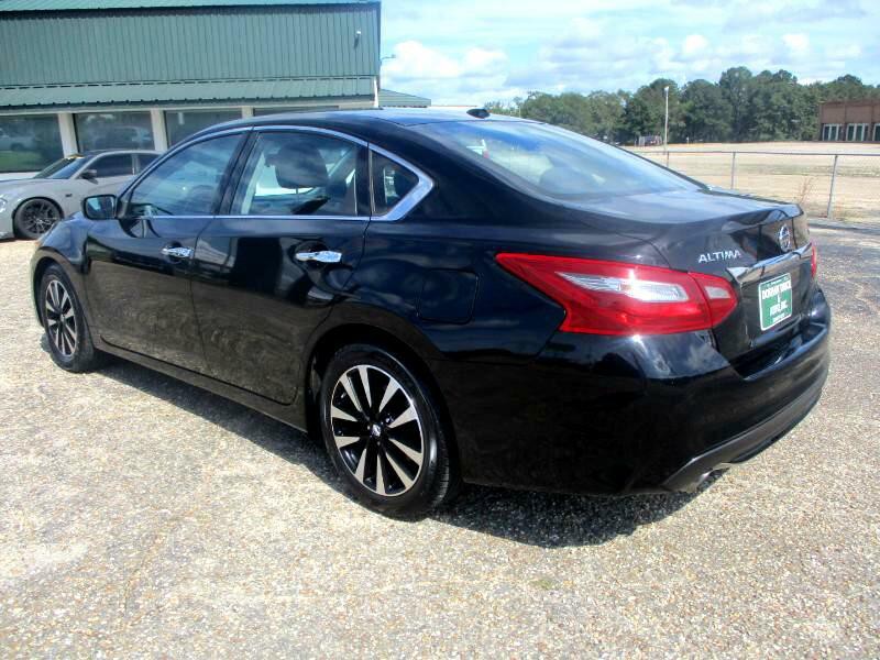 2018 Nissan Altima Image 3